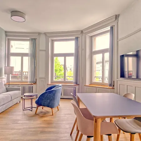 Bank House L 103 - Griwa Rent *
