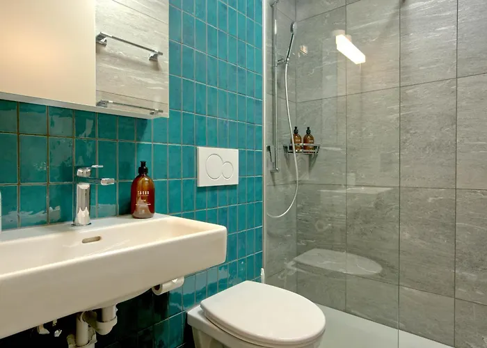 Bank House L 103 - Griwa Rent *